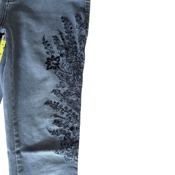 We the Free Floral Embroidered Girlfriend Jeans Size 27 - Picture 5 of 6